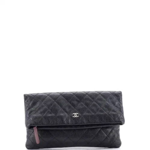 Chanel, Pre-Loved Beauty CC Clutch