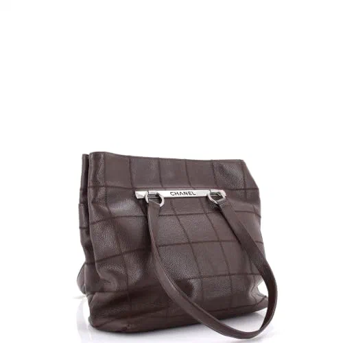 Chanel, Pre-Loved Square Stitch Tote Medium — view 3