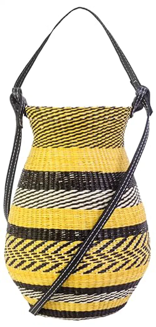 El Cantaro Woven Straw Medium Bucket