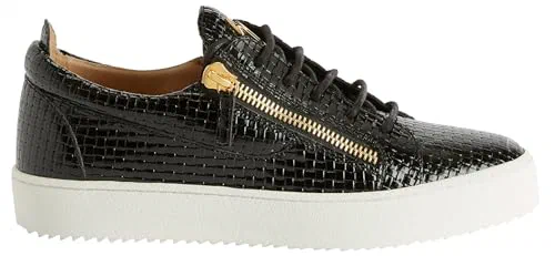 Frankie Low Top Sneakers