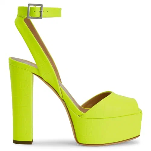 Giuseppe Zanotti, Betty