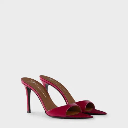 Giuseppe Zanotti, Intriigo 90 — view 3
