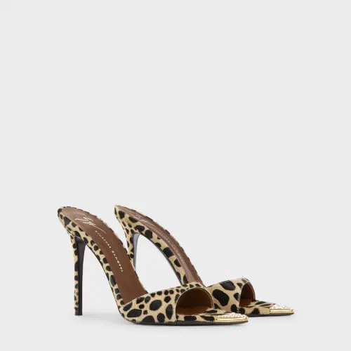 Giuseppe Zanotti, Intriigo Savage Mule 105 — view 3