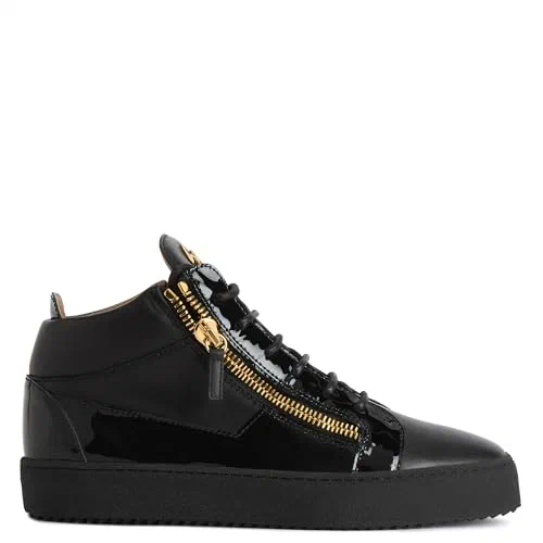 Giuseppe Zanotti, Kriss