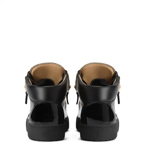 Giuseppe Zanotti, Kriss — view 3