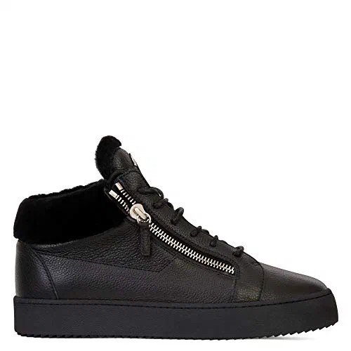 Giuseppe Zanotti, Kriss Winter