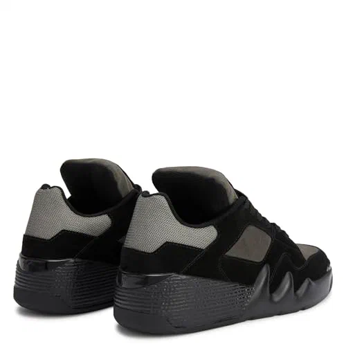 Giuseppe Zanotti, Talon — view 3
