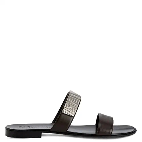 Giuseppe Zanotti, Zak