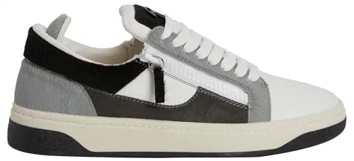GZ94 Low Top Sneakers