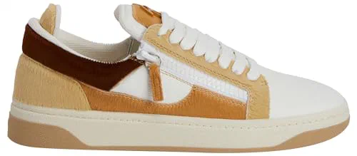 GZ94 Low Top Sneakers