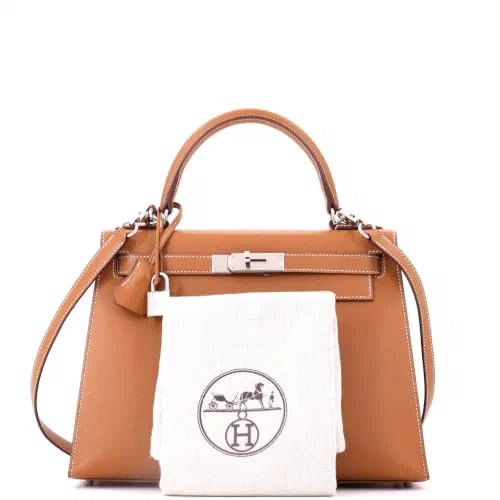 Hermès, Pre-Loved Kelly Handbag 28, Gold — view 3