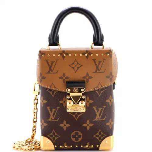 Louis Vuitton, Pre-Loved Camera Box NM Handbag