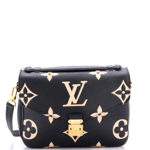 Louis Vuitton, Pre-Loved Pochette Metis