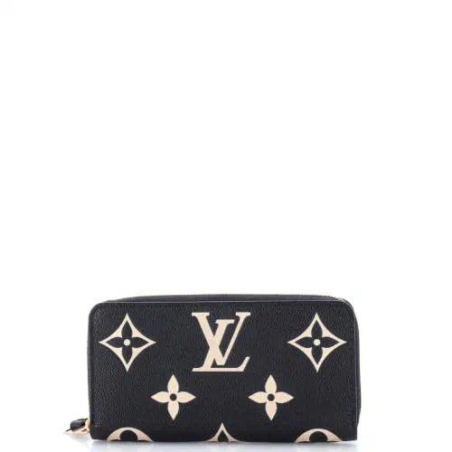 Louis Vuitton, Pre-Loved Zippy Wallet