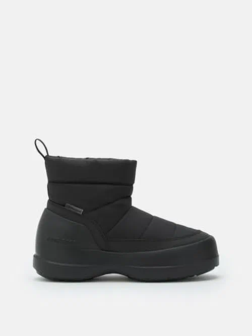 Moon Boot Unisex Mezzaluna Puffy Snow Boots, Black - 4.5