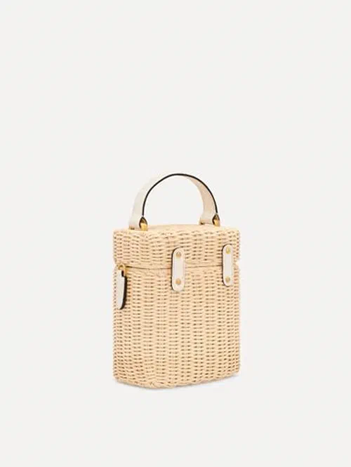 Oscar de la Renta, The Alibi in Wicker — view 3