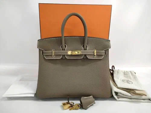 Pre-Loved Birkin Handbag Leather with Gold Hardware 25